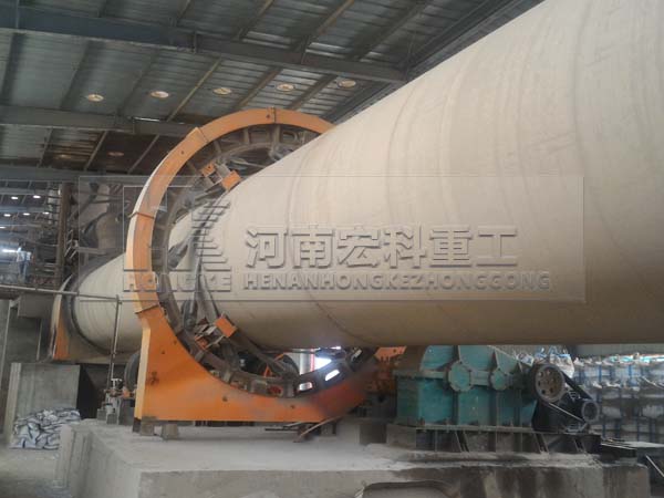 關于回轉窯設備的高效生產，操作工被賦予了什么職責